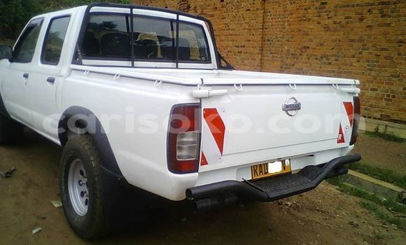 اشتري مستعمل Nissan Hardbody Blanc سيارة في Kigali في Rwanda اشتري مستعمل Nissan Hardbody Blanc سيارة في Kigali في Rwanda