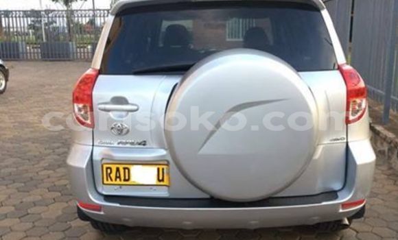 اشتري مستعمل Toyota RAV4 Gris سيارة في Kigali في Rwanda اشتري مستعمل Toyota RAV4 Gris سيارة في Kigali في Rwanda