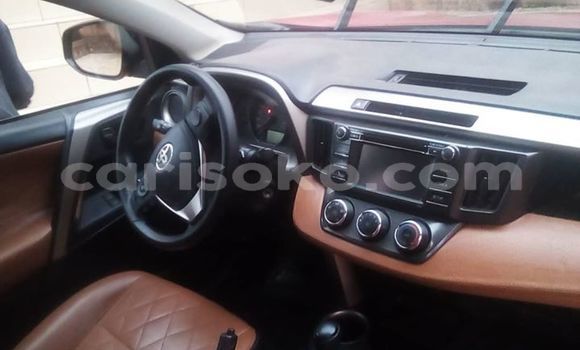 اشتري مستعمل Toyota RAV4 Rouge سيارة في Kigali في Rwanda اشتري مستعمل Toyota RAV4 Rouge سيارة في Kigali في Rwanda