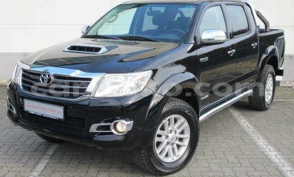 اشتري مستعمل Toyota Hilux Noir سيارة في Kigali في Rwanda اشتري مستعمل Toyota Hilux Noir سيارة في Kigali في Rwanda