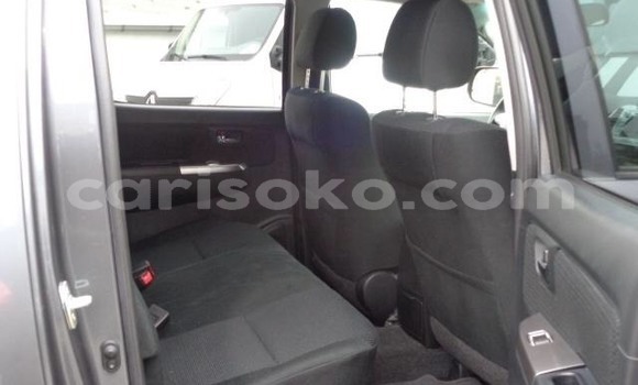 اشتري مستعمل Toyota Hilux Noir سيارة في Kigali في Rwanda اشتري مستعمل Toyota Hilux Noir سيارة في Kigali في Rwanda