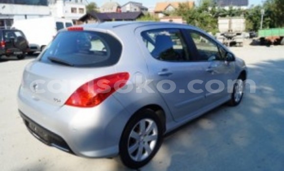 اشتري مستعمل Peugeot 308 Gris سيارة في Kigali في Rwanda
