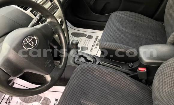 Sayi Na hannu Toyota Yaris Verso Beige Mota in Kigali a Rwanda Sayi Na hannu Toyota Yaris Verso Beige Mota in Kigali a Rwanda