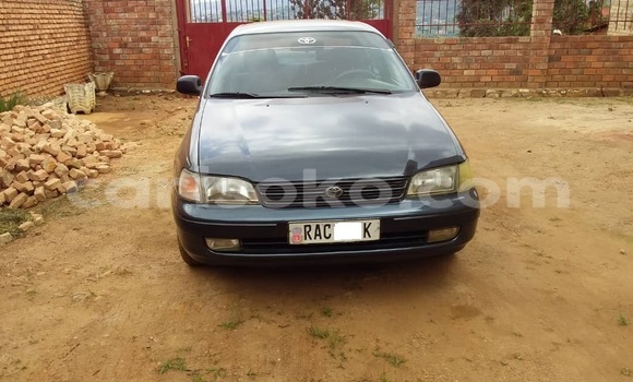 Sayi Na hannu Toyota Carina E Noir Mota in Kigali a Rwanda Sayi Na hannu Toyota Carina E Noir Mota in Kigali a Rwanda