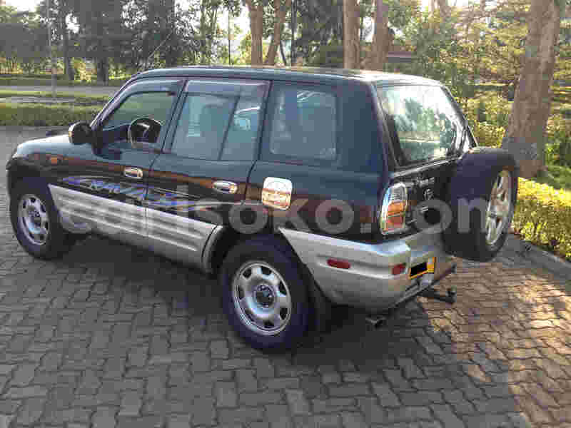 Big with watermark voiture arr2