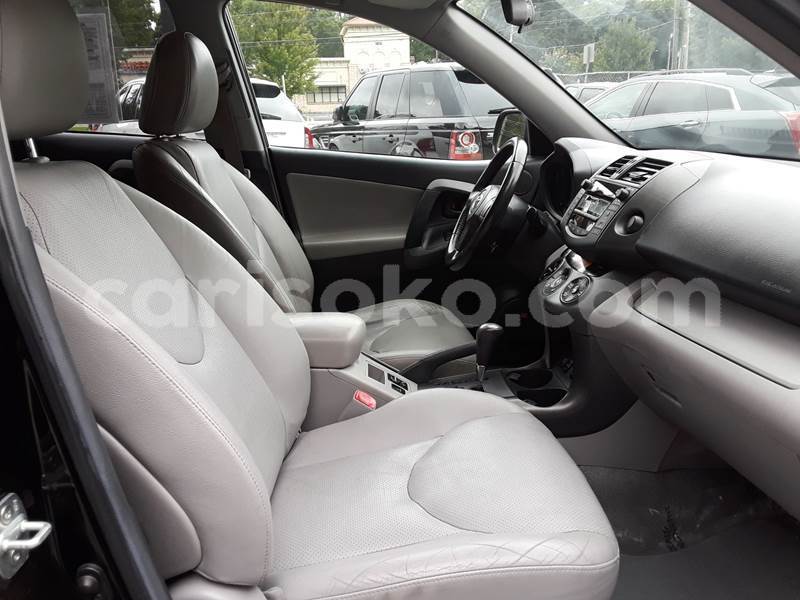 Big with watermark 0eaf3a22 4ea9 4130 9e1e 06612426c9a9