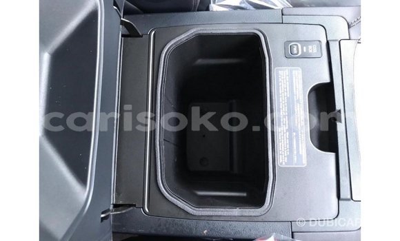 Acheter Import Voiture Lexus LX Blanc à Import - Dubai, Rwanda Acheter Import Voiture Lexus LX Blanc à Import - Dubai, Rwanda