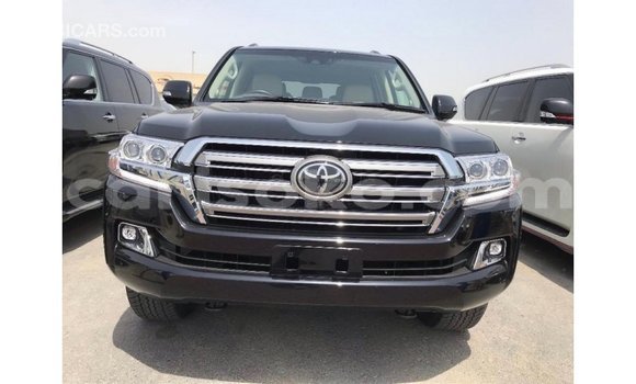 Acheter Import Voiture Toyota Land Cruiser Noir à Import - Dubai, Rwanda Acheter Import Voiture Toyota Land Cruiser Noir à Import - Dubai, Rwanda