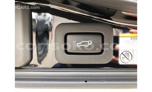 Acheter Import Voiture Toyota Land Cruiser Noir à Import - Dubai, Rwanda Acheter Import Voiture Toyota Land Cruiser Noir à Import - Dubai, Rwanda