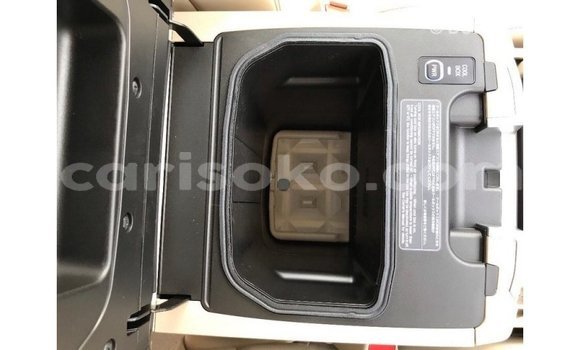 Acheter Import Voiture Toyota Land Cruiser Noir à Import - Dubai, Rwanda Acheter Import Voiture Toyota Land Cruiser Noir à Import - Dubai, Rwanda