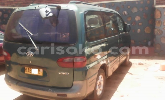 Sayi Na hannu Hyundai Starex Autre Mota in Kigali a Rwanda Sayi Na hannu Hyundai Starex Autre Mota in Kigali a Rwanda
