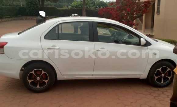 Sayi Na hannu Toyota Yaris Blanc Mota in Kigali a Rwanda Sayi Na hannu Toyota Yaris Blanc Mota in Kigali a Rwanda