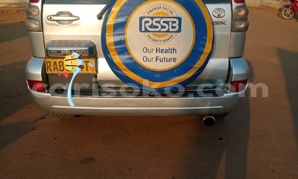 Sayi Na hannu Toyota Prado Gris Mota in Kigali a Rwanda Sayi Na hannu Toyota Prado Gris Mota in Kigali a Rwanda