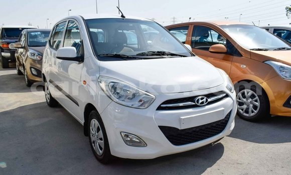 Buy Import Hyundai i10 White Car in Import - Dubai in Rwanda Buy Import Hyundai i10 White Car in Import - Dubai in Rwanda