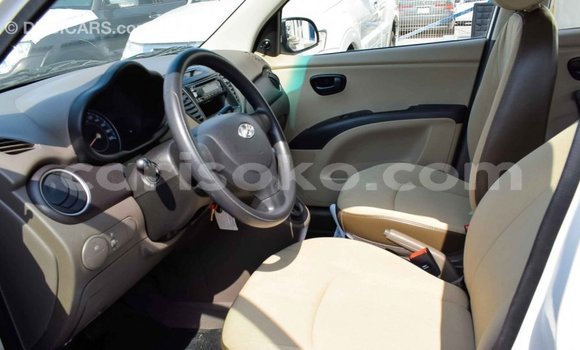 Buy Import Hyundai i10 White Car in Import - Dubai in Rwanda Buy Import Hyundai i10 White Car in Import - Dubai in Rwanda