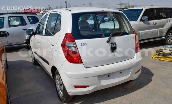Buy Import Hyundai i10 White Car in Import - Dubai in Rwanda Buy Import Hyundai i10 White Car in Import - Dubai in Rwanda