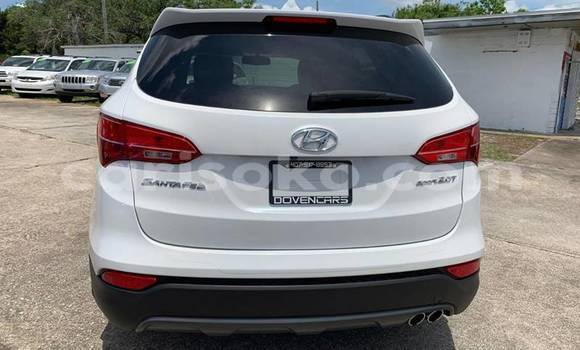 اشتري Imported Hyundai Santa Fe Blanc سيارة في Kigali في Rwanda اشتري Imported Hyundai Santa Fe Blanc سيارة في Kigali في Rwanda