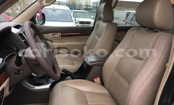 اشتري مستعمل Toyota Land Cruiser Prado Noir سيارة في Kigali في Rwanda اشتري مستعمل Toyota Land Cruiser Prado Noir سيارة في Kigali في Rwanda