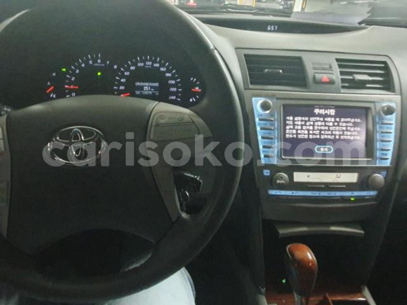Big with watermark camry 2010 ..4