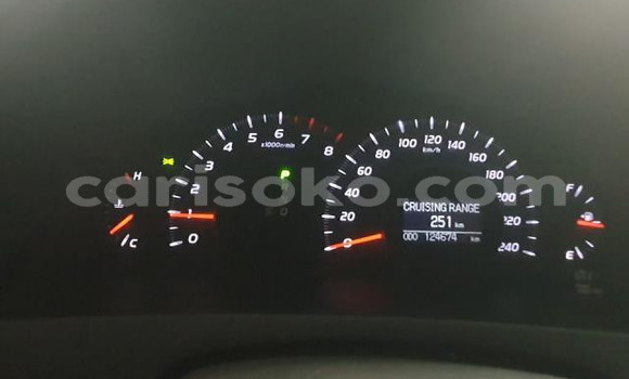 اشتري مستعمل Toyota Camry Blanc سيارة في Kigali في Rwanda اشتري مستعمل Toyota Camry Blanc سيارة في Kigali في Rwanda