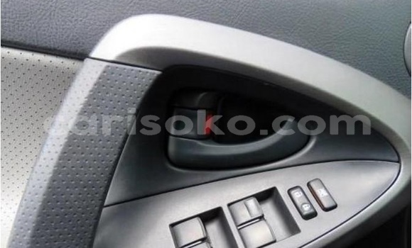 اشتري مستعمل Toyota RAV4 Noir سيارة في Kigali في Rwanda اشتري مستعمل Toyota RAV4 Noir سيارة في Kigali في Rwanda