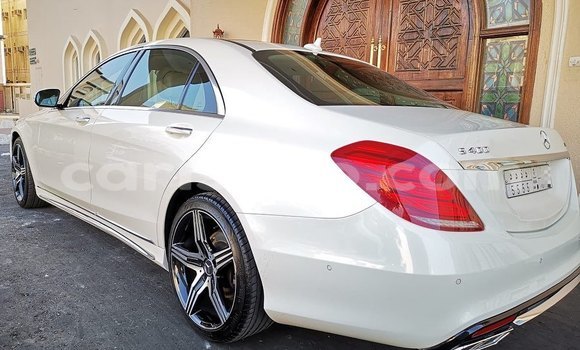 Buy Used Mercedes-Benz C–Class White Car in Kigali in Rwanda Buy Used Mercedes-Benz C–Class White Car in Kigali in Rwanda