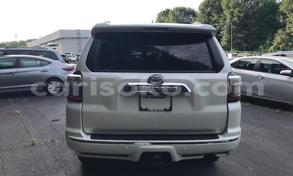 Sayi Imported Toyota 4Runner Blanc Mota in Kigali a Rwanda Sayi Imported Toyota 4Runner Blanc Mota in Kigali a Rwanda