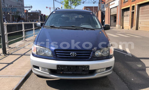 Sayi Na hannu Toyota Picnic Bleu Mota in Kigali a Rwanda Sayi Na hannu Toyota Picnic Bleu Mota in Kigali a Rwanda