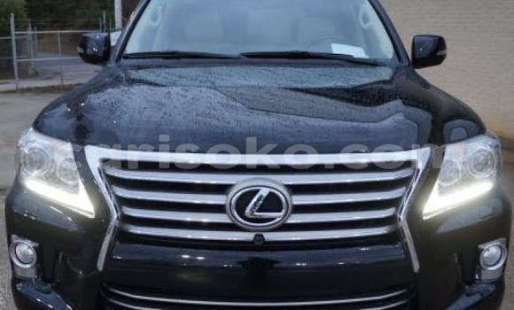 Acheter Occasion Voiture Lexus LX Noir à Kigali au Rwanda Acheter Occasion Voiture Lexus LX Noir à Kigali au Rwanda