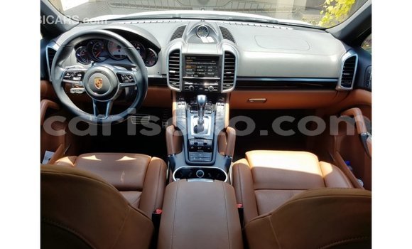 Buy Import Porsche Cayenne White Car in Import - Dubai in Rwanda Buy Import Porsche Cayenne White Car in Import - Dubai in Rwanda