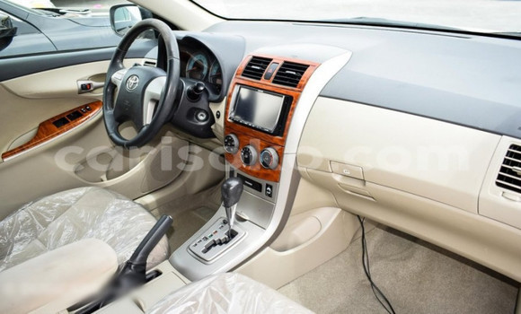 اشتري مستعمل Toyota Corolla Blanc سيارة في Kigali في Rwanda اشتري مستعمل Toyota Corolla Blanc سيارة في Kigali في Rwanda