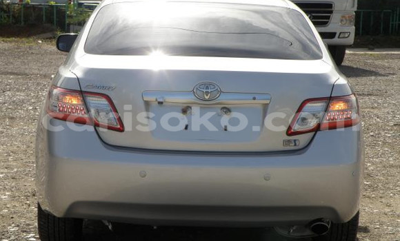 اشتري مستعمل Toyota Camry Gris سيارة في Kigali في Rwanda اشتري مستعمل Toyota Camry Gris سيارة في Kigali في Rwanda
