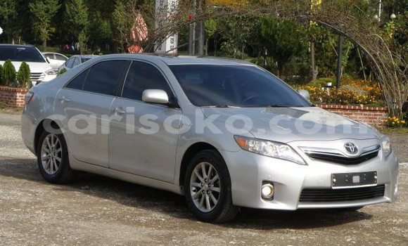 اشتري مستعمل Toyota Camry Gris سيارة في Kigali في Rwanda اشتري مستعمل Toyota Camry Gris سيارة في Kigali في Rwanda