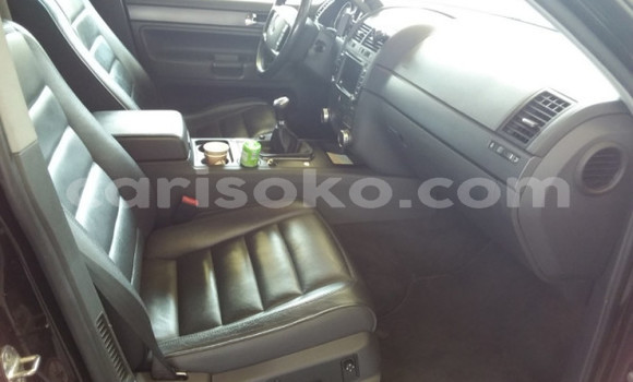 اشتري مستعمل Volkswagen Touareg Noir سيارة في Kigali في Rwanda اشتري مستعمل Volkswagen Touareg Noir سيارة في Kigali في Rwanda