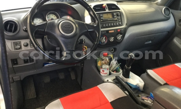 اشتري مستعمل Toyota RAV4 Gris سيارة في Kigali في Rwanda اشتري مستعمل Toyota RAV4 Gris سيارة في Kigali في Rwanda