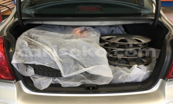 اشتري مستعمل Toyota Avensis Gris سيارة في Kigali في Rwanda اشتري مستعمل Toyota Avensis Gris سيارة في Kigali في Rwanda