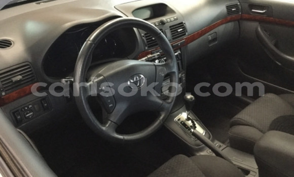 اشتري مستعمل Toyota Avensis Gris سيارة في Kigali في Rwanda اشتري مستعمل Toyota Avensis Gris سيارة في Kigali في Rwanda
