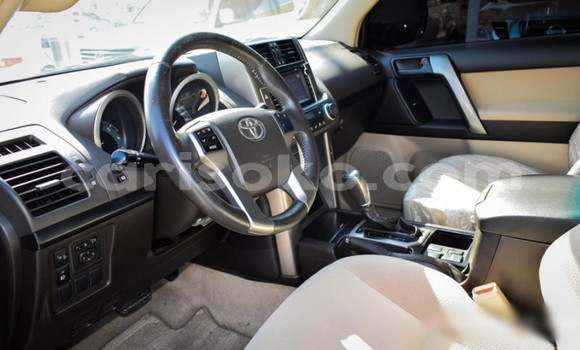 اشتري مستعمل Toyota Land Cruiser Prado Noir سيارة في Kigali في Rwanda اشتري مستعمل Toyota Land Cruiser Prado Noir سيارة في Kigali في Rwanda