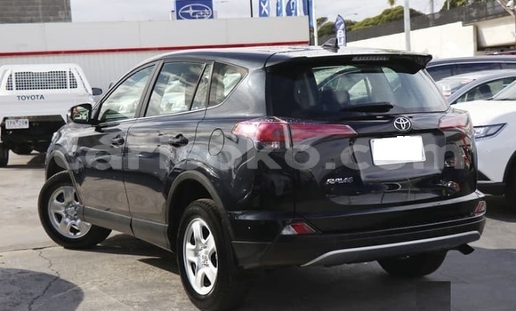 اشتري مستعمل Toyota RAV4 Noir سيارة في Kigali في Rwanda اشتري مستعمل Toyota RAV4 Noir سيارة في Kigali في Rwanda