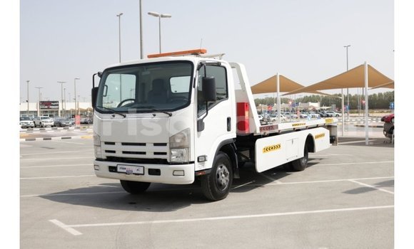 Acheter Import Utilitaire Isuzu FTR 850 Blanc à Import - Dubai, Rwanda