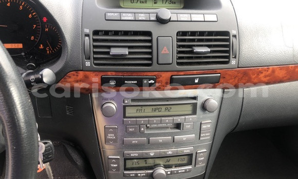 اشتري مستعمل Toyota Avensis Noir سيارة في Kigali في Rwanda اشتري مستعمل Toyota Avensis Noir سيارة في Kigali في Rwanda