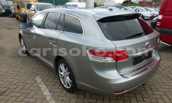 اشتري مستعمل Toyota Avensis Gris سيارة في Kigali في Rwanda اشتري مستعمل Toyota Avensis Gris سيارة في Kigali في Rwanda