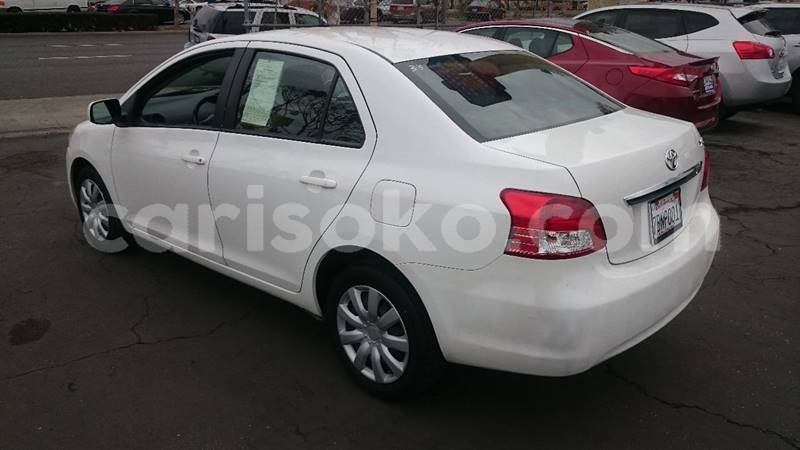 Big with watermark 1207425134