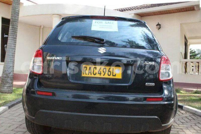 Big with watermark derrick iranzi suzuki 2007 0783390236 8m 4