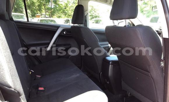 Sayi Na hannu Toyota RAV4 Marron Mota in Kigali a Rwanda Sayi Na hannu Toyota RAV4 Marron Mota in Kigali a Rwanda