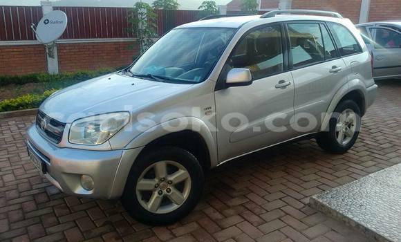 Acheter Occasion Voiture Toyota RAV4 Gris à Kigali, Rwanda Acheter Occasion Voiture Toyota RAV4 Gris à Kigali, Rwanda