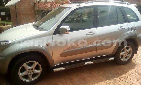 Acheter Occasion Voiture Toyota RAV4 Gris à Kigali, Rwanda Acheter Occasion Voiture Toyota RAV4 Gris à Kigali, Rwanda