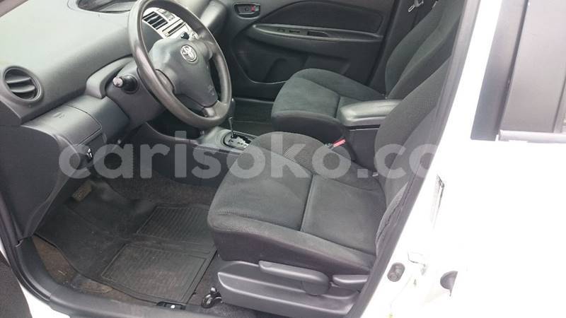 Big with watermark 1207425142