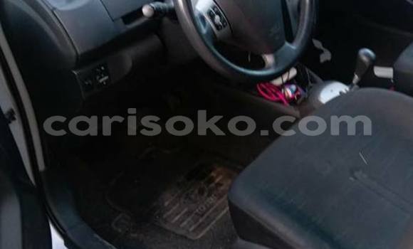 Acheter Occasion Voiture Toyota Yaris Gris à Kigali au Rwanda Acheter Occasion Voiture Toyota Yaris Gris à Kigali au Rwanda