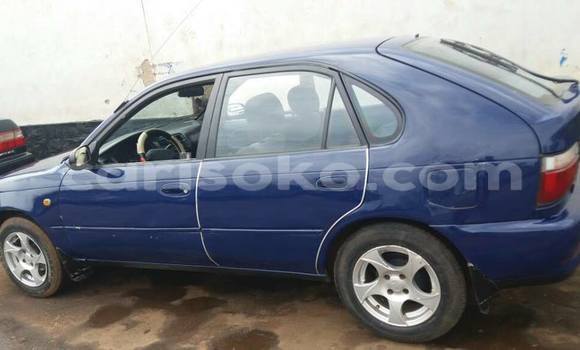 Acheter Occasion Voiture Toyota Corolla Bleu à Kigali au Rwanda Acheter Occasion Voiture Toyota Corolla Bleu à Kigali au Rwanda